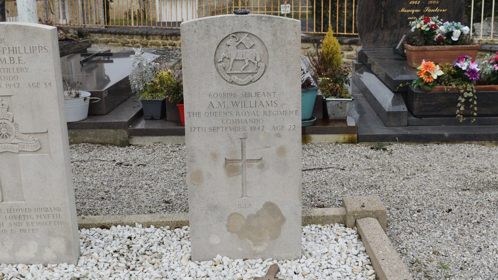 CWGC grave of Sergeant Williams, Saint-Laurent-sur-Mer churchyard, Normandy
