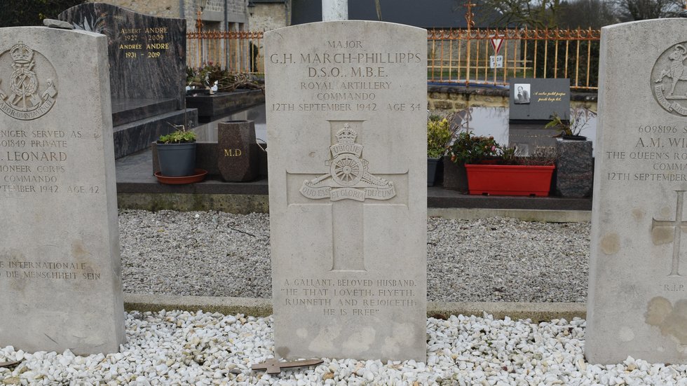 CWGC grave of Major Geoffrey March-Phillipps DSO MBE, Saint-Laurent-sur-Mer churchyard, Normandy
