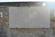 2 Ox & Bucks Memorial, Hérouvillette, Plaque