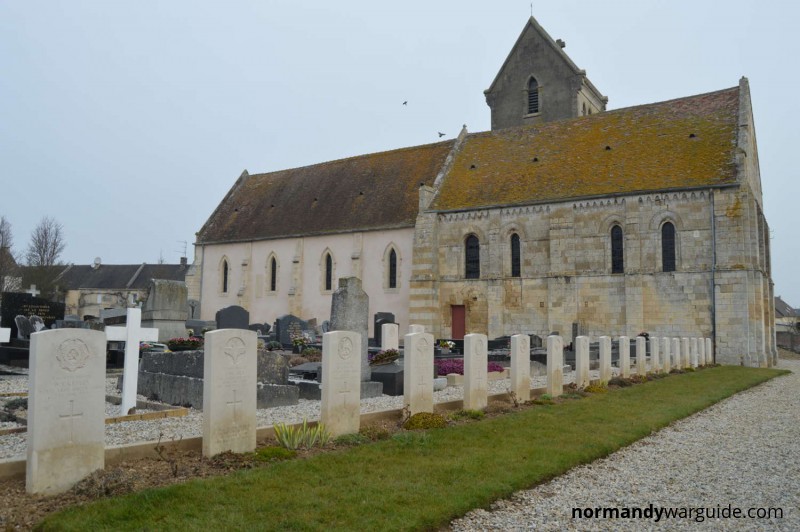 Commonwealth War Graves Bénouville Church