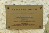 Bieville-Beuville tribute to all soldiers plaque