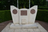 Cambes-en-Plaine Liberators Memorial closeup