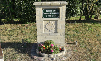 Square Du Capitaine M. Gauvin, Colomby-Anguerny