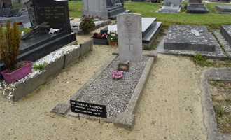 Added: Commonwealth War Grave Colleville-sur-Mer