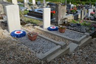 Commonwealth War Graves in Quetteville churchyard