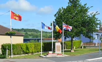 Dozulé Commandos Memorial and Oak tree
