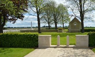 Fontenay-le-Pesnel War Cemetery