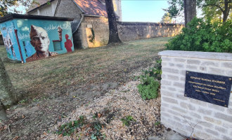 General Tommy Harris Memorial - 2nd Battalion Royal Ulster Rifles, Cambes-en-Plaine