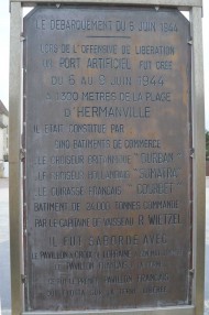 Hermanville Debarquement Memorial back