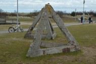 Juno Beach Centre obstacle