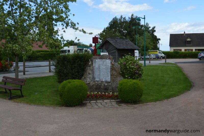 Bourg-Saint-Léonard liberation memorial