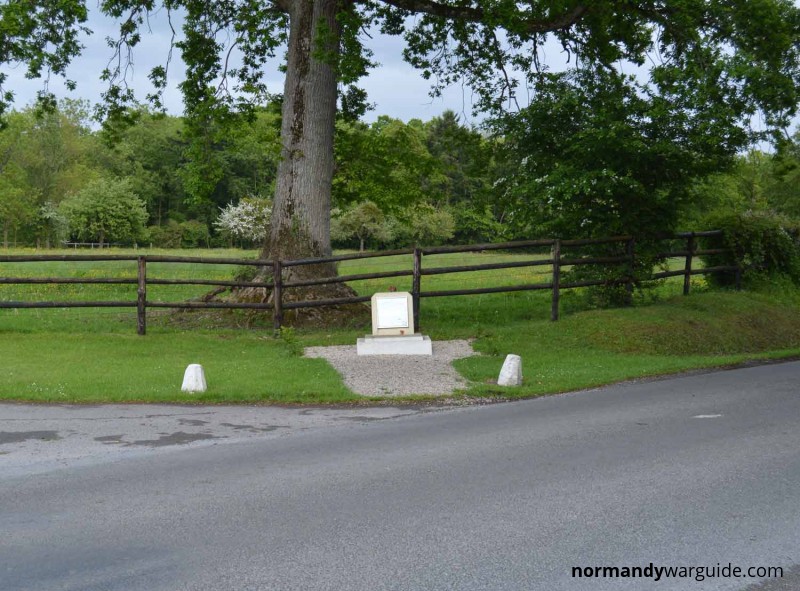 Battle of Les Bois Des Monts and The Chateau St.Come Plaque