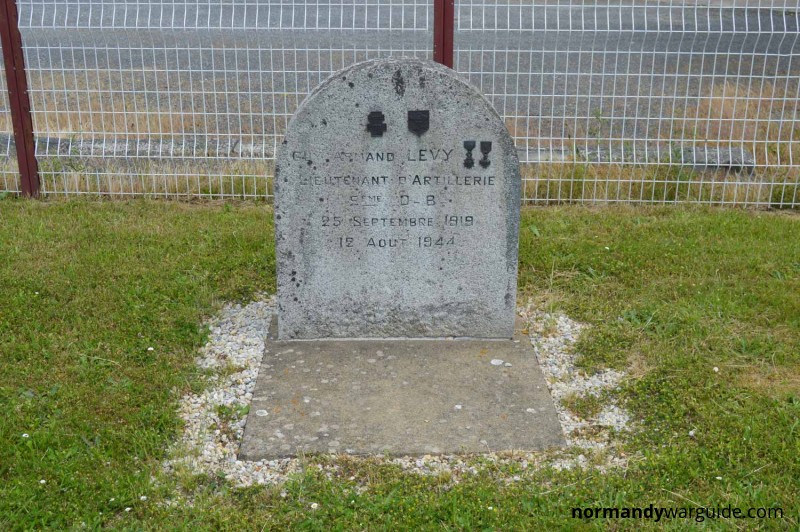 Grave of Lieutenant Guy Armand Levy , Lonrai