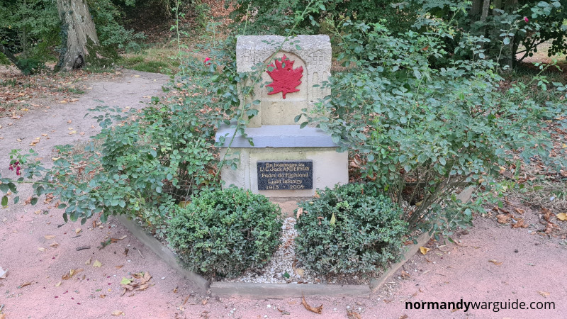 Photo of the Lt. Col. Jack Anderson memorial in Parc Radley-Walters, Buron, near Saint-Contest.