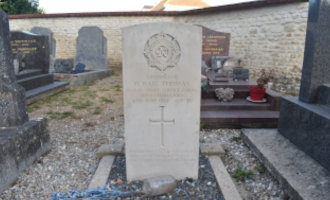Lieutenant David Haig-Thomas War Grave, Bavent Churchyard, Normandy