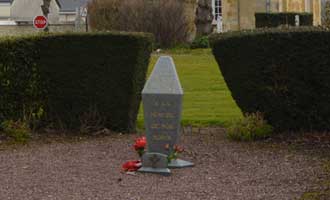 No. 3 Commando Memorial, Amfreville