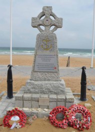 Royal the Merchant and Allied Navies Memorial close up