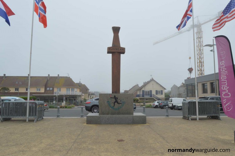 Royal Winnipeg Rifles Monument, Courseulles-sur-Mer