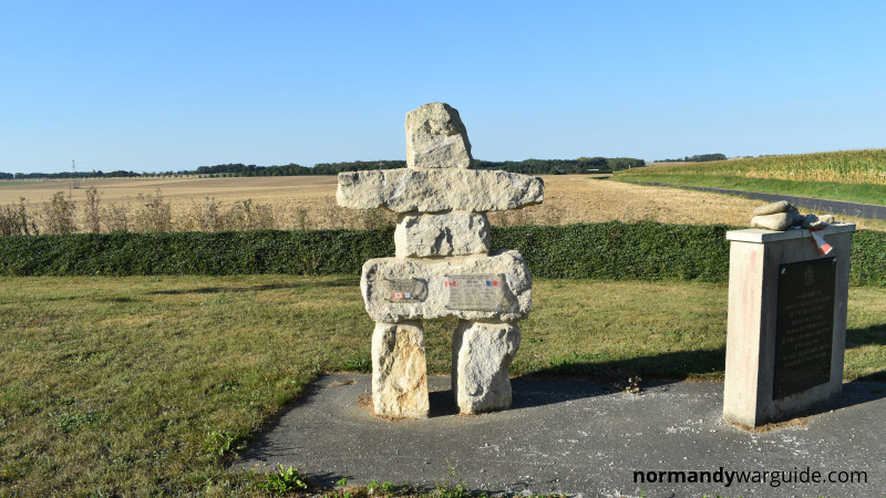 Rue Bill Ross inauguration memorial, Anguerny.