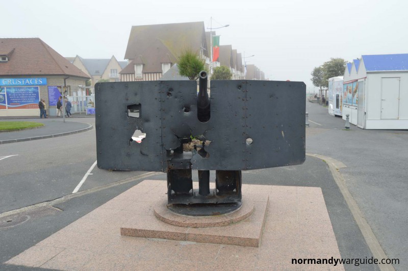 WN29 Cannon, Courseulles-sur-Mer - Front View